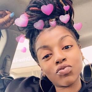 Meet your Posher, Joenéa